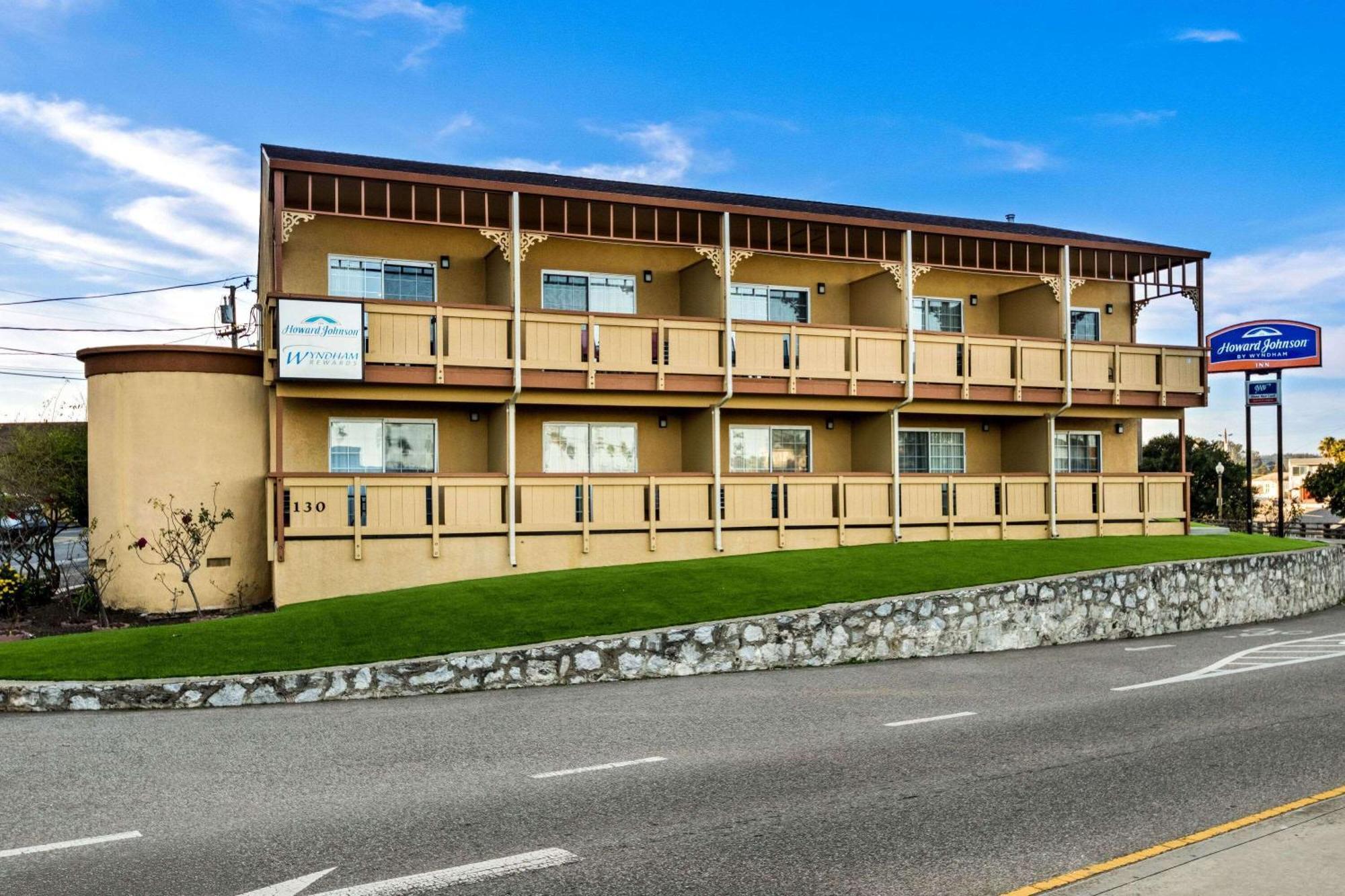 Howard Johnson by Wyndham Santa Cruz Beach Boardwalk Zewnętrze zdjęcie